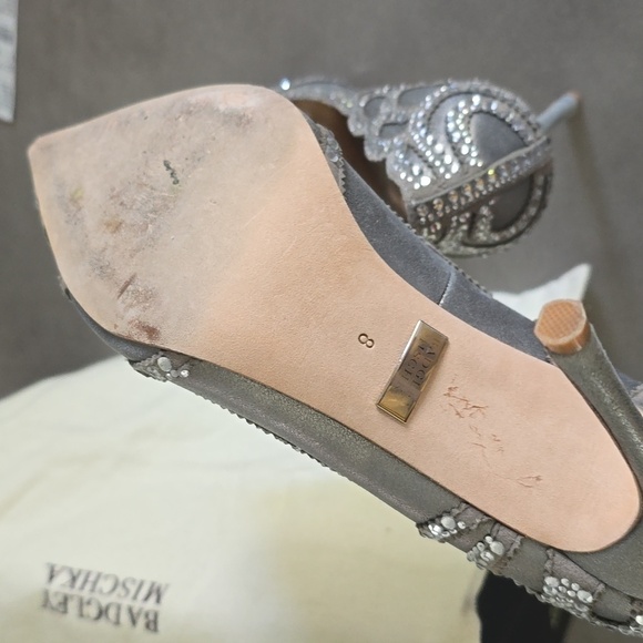 Badgley Mischka rouge Platinum satin womens heels size 8 - Picture 6 of 10